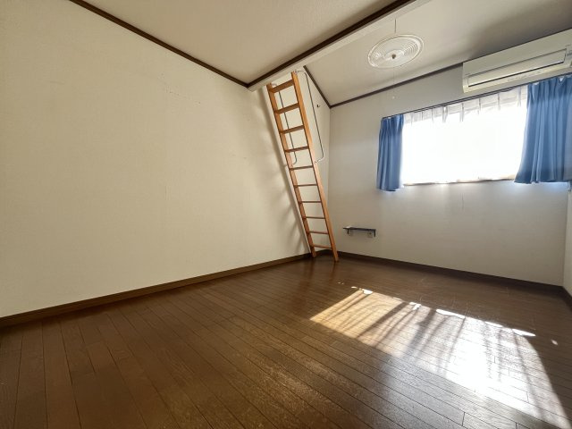 【洋室】 | 寄居町大字露梨子　中古戸建