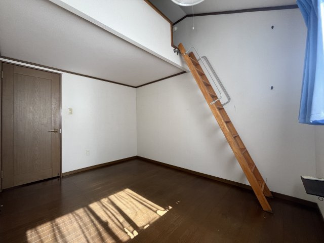 【洋室】 | 寄居町大字露梨子　中古戸建