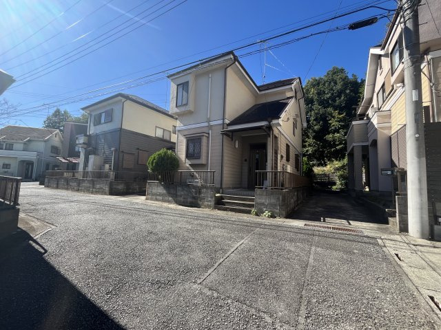 【前面道路含む現地写真】 | 寄居町大字露梨子　中古戸建