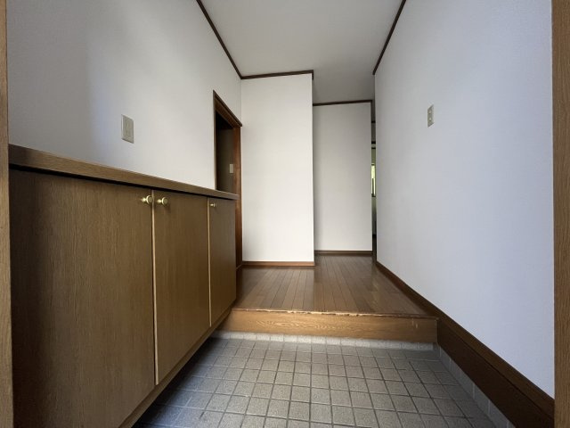 【玄関】 | 寄居町大字露梨子　中古戸建