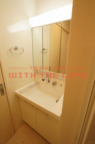 トリシアテラス【キャッシュバック対象物件】の洗面所|同施工会社の類似物件の写真です。
※同シリーズ別物件の写真　※現状優先
