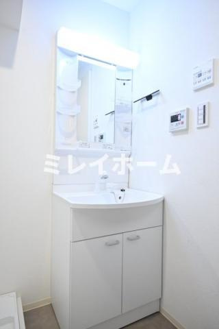 フェリデンシア御嶽山の独立洗面台