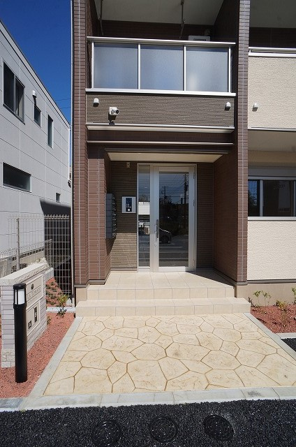 ララトマートBのエントランス