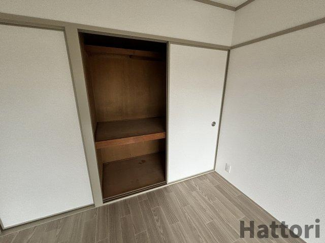 西田ハイツの収納