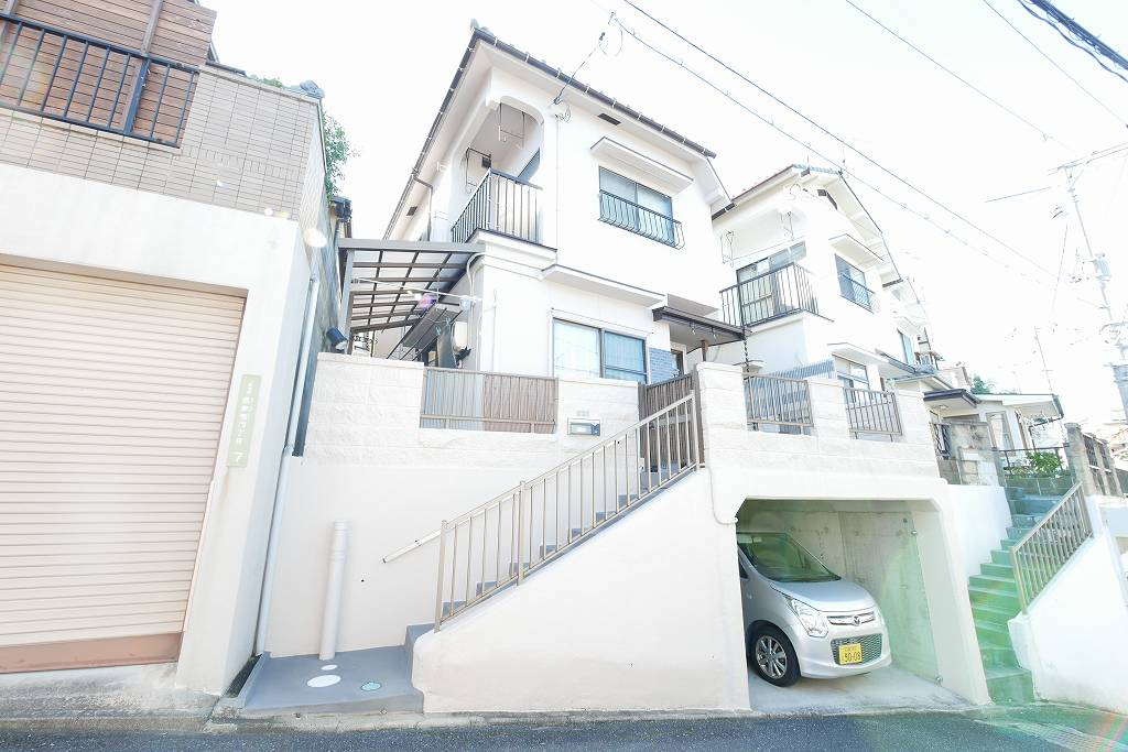 長束西4丁目戸建の外観|長束西4丁目戸建  4DK 駐車場1台付 ペット相談可(小型犬・猫/ 2匹まで)