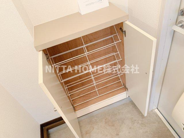 ファミールコーポ高屋8のその他|シューズボックス付き★