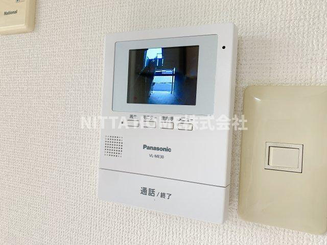 ファミールコーポ高屋8のセキュリティ|ＴＶドアホン設置済み◎