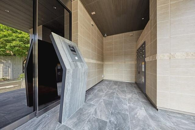 グランフォルトゥーナ羽根木ヒルサイドのエントランス|エントランスです