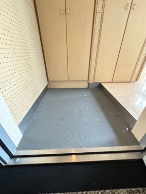 【玄関】 | カスタリア中延