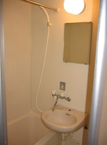 メゾンボックス荻窪の洗面所