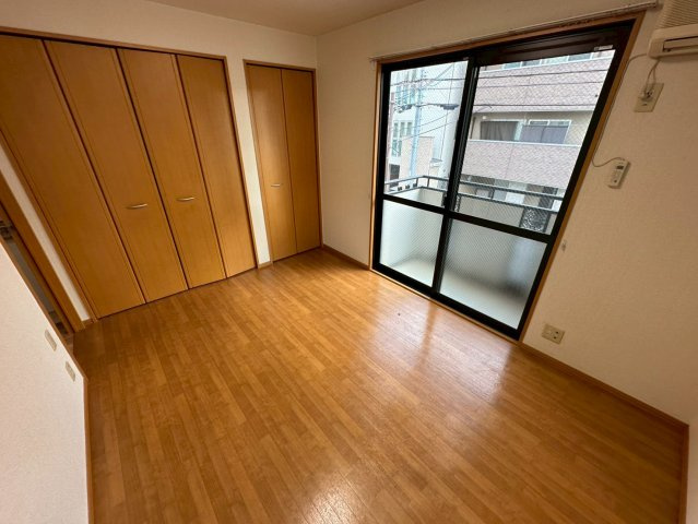 ブロンズコート浜公園の居間・リビング