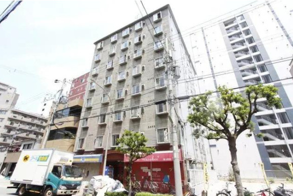 大阪市西区南堀江４丁目の店舗一部