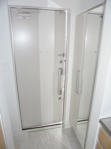 ルミナスの玄関