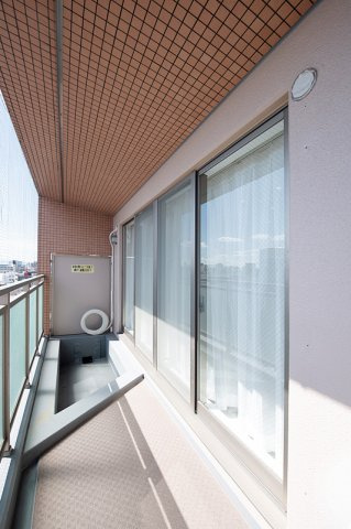 SXLマンション長居のバルコニー