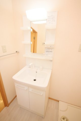 リビングタウンかじま台Ⅱ　Ａの独立洗面台