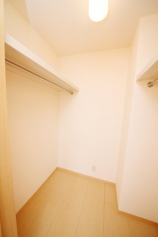 リビングタウンかじま台Ⅱ　Ａの収納