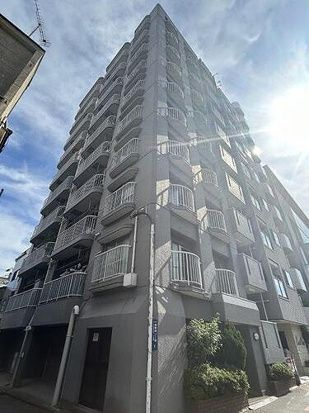 ライオンズマンション駒形の外観