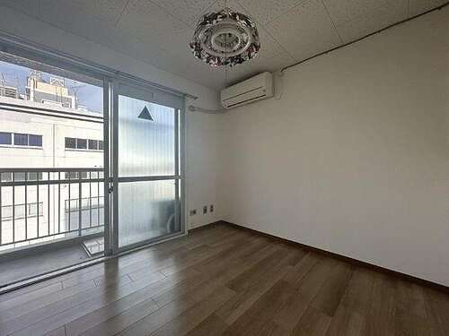 ライオンズマンション駒形の居間・リビング