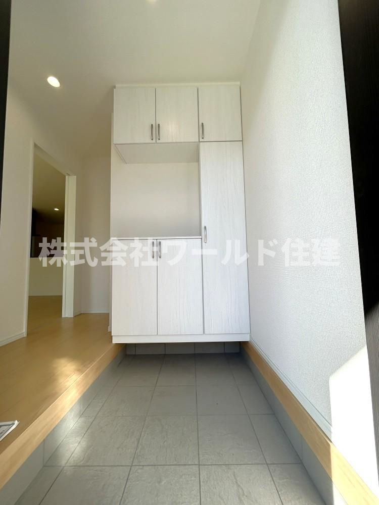 所沢市上新井の玄関