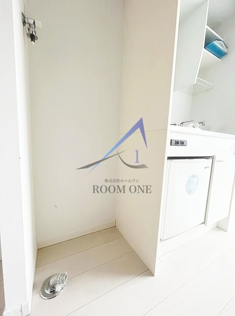 メゾンホワイトのその他|洗濯機置き場です。
