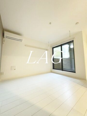 【居間・リビング】 | ベイルーム本厚木水引 | 洋室のお部屋です。