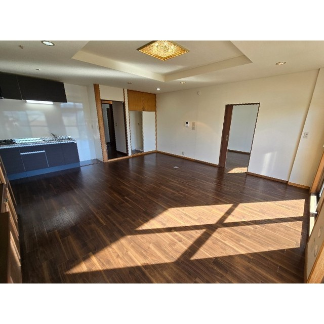 イイダコーポの居間・リビング