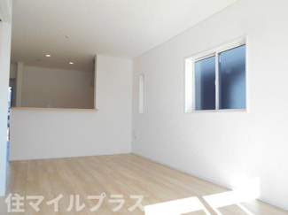 【居間・リビング】 | 郡山市御前南5丁目新築一戸建て２棟 | リビングです