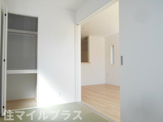 【和室】 | 郡山市御前南5丁目新築一戸建て２棟 | 畳の上でゆっくりとくつろげる和室です