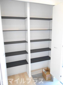 【玄関】 | 郡山市御前南5丁目新築一戸建て２棟 | 落ち着いた玄関です