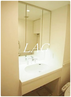 【独立洗面台】 | 日本橋ミスモ | 独立洗面台です。