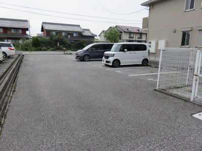 【駐車場】 | フローラ