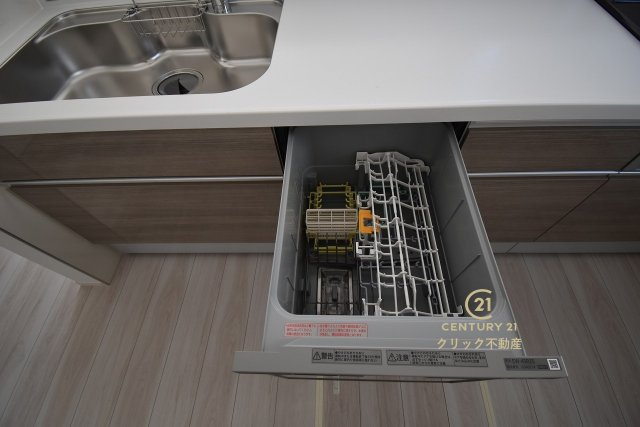 ケイアイフィット　水戸市東台　1期 　2　のキッチン|食事の後片付けもラクラクの食洗機つき♪水道代の節約になり、気になる手荒れも防げそう！