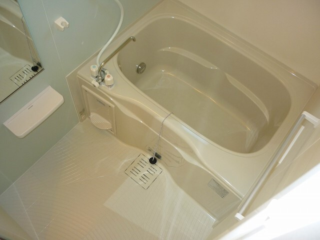 リト・カノンの浴室