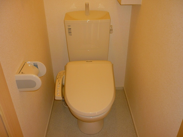 リト・カノンのトイレ