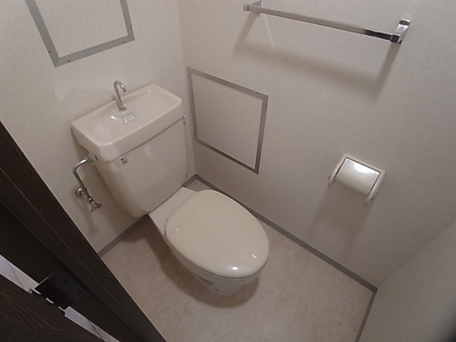 神戸市兵庫区兵庫町２丁目の賃貸マンションのトイレ|トイレ