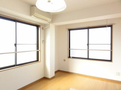 【居間・リビング】 | リライアンスコート志村