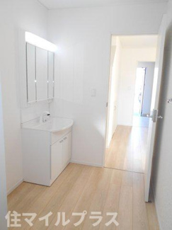 【独立洗面台】 | 郡山市御前南5丁目新築一戸建て２棟 | 朝の支度にも助かる、独立の洗髪洗面化粧台