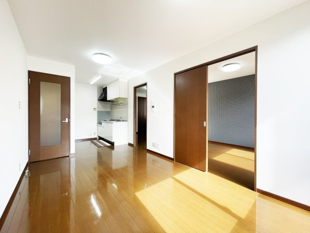 シャーメゾン沖洲　２番館の居間・リビング