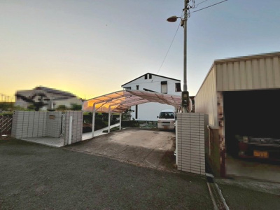 【駐車場】 | 流木町　中古戸建 | 土地約７３．１６坪！ゆとりある敷地でのびのび新生活をここで始めませんか♪