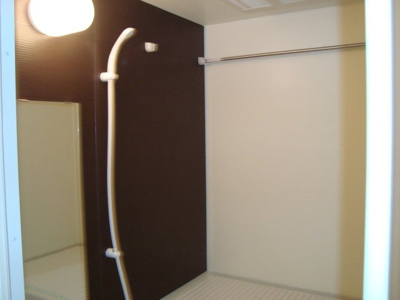 【浴室】 | アムール・ゼルコバ | バス（イメージ）