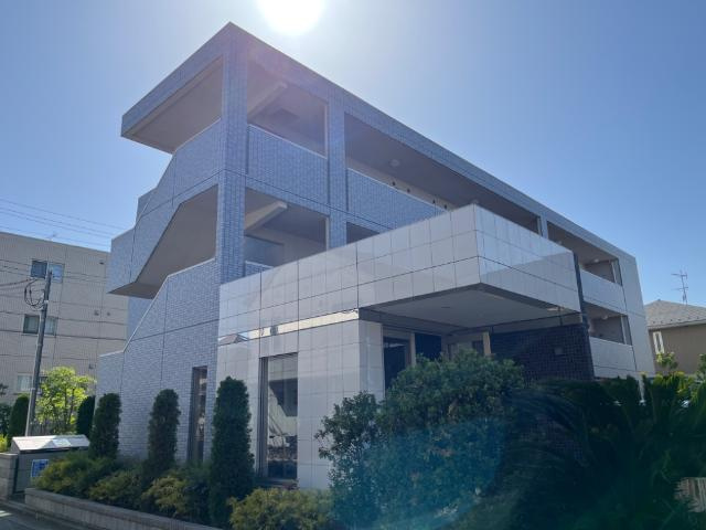 【外観】 | アムール・ゼルコバ | 外観写真（昼）