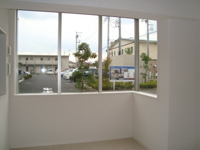 【内装】 | アムール・ゼルコバ | 室内（イメージ）