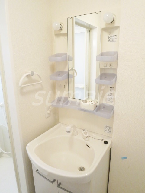 パークヒルズの洗面所|朝の身支度に便利な独立洗面台です♪