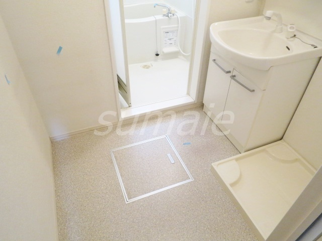 パークヒルズの洗面所|ゆとりのある脱衣所です！