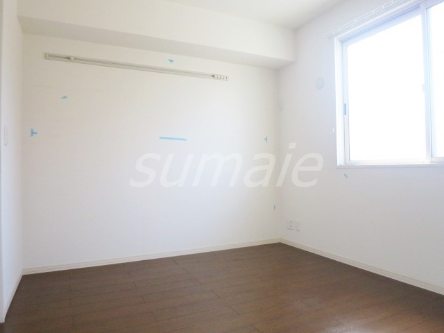 パークヒルズの寝室|6.1帖の居室です☆