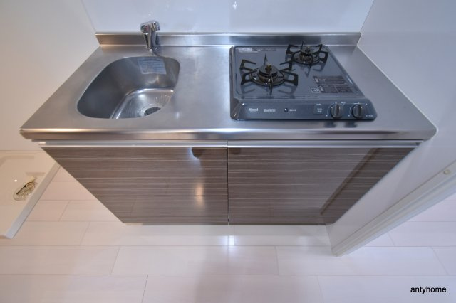 Luxe新大阪1　仲介手数料無料のキッチン