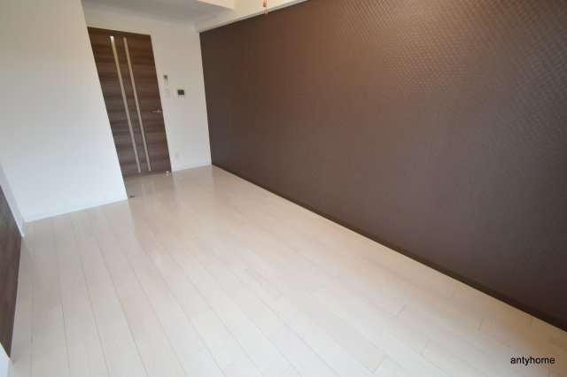 Luxe新大阪1　仲介手数料無料の寝室