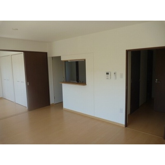 Ｐｕｅｒｔａ　ｓｕｒ　ＴＯＫＩＯの居間・リビング