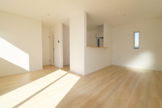 郡山市大槻町字普門寺坦　　１号棟　　大成小学校、大槻中学区の居間・リビング