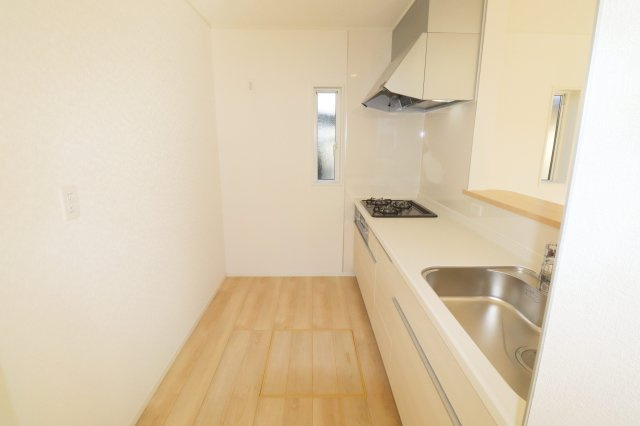 郡山市大槻町字普門寺坦　　１号棟　　大成小学校、大槻中学区のキッチン